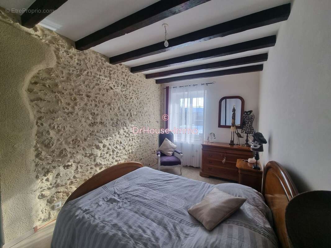 Maison à CORQUILLEROY