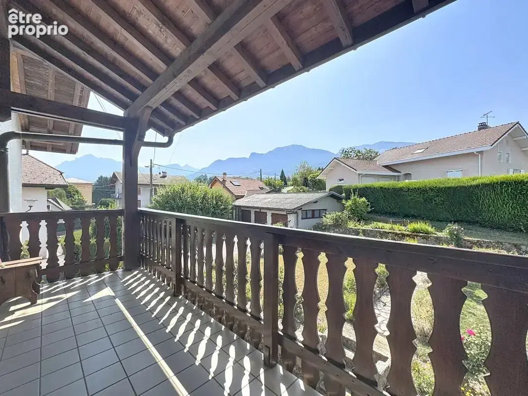 Maison 155 m² à La Roche-Sur-Foron  - photo 9