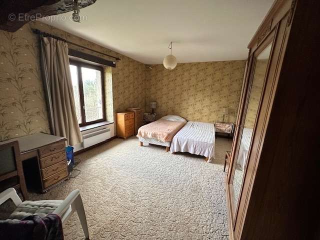 Propriété 200 m² sur 8647 m² - photo 11