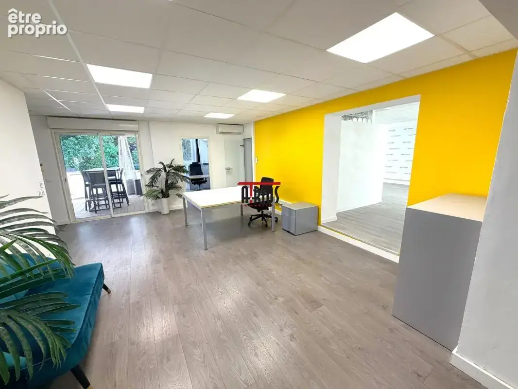 Bureaux 170 m² + terrasse 10 m² - photo 15