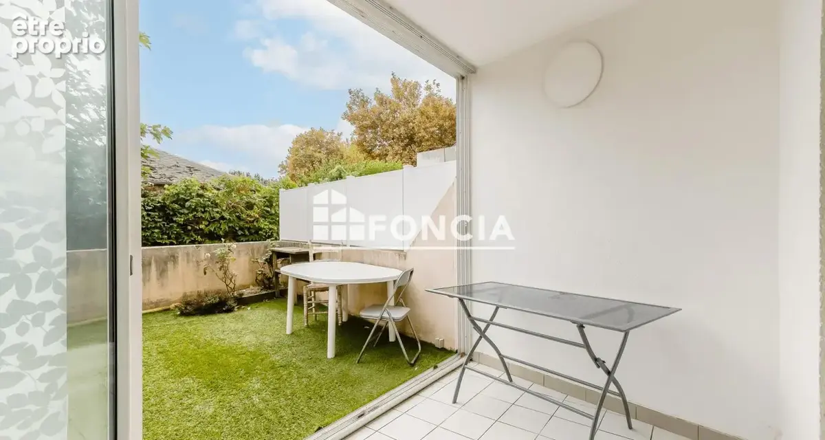 Studio avec véranda et jardin sur LA CHAUME - photo 8