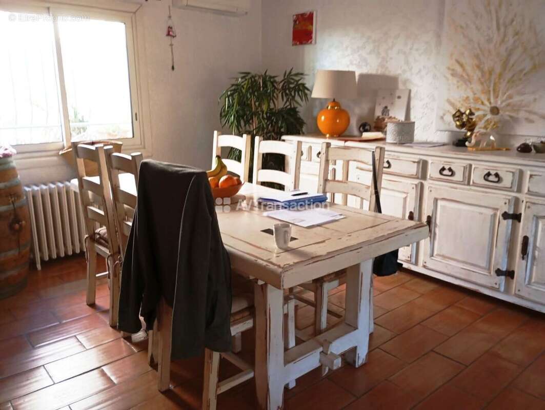 Maison à ROQUEBRUNE-SUR-ARGENS