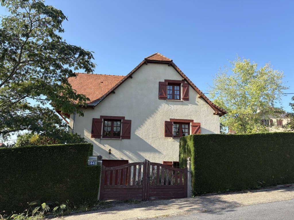 Maison à JUILLAC
