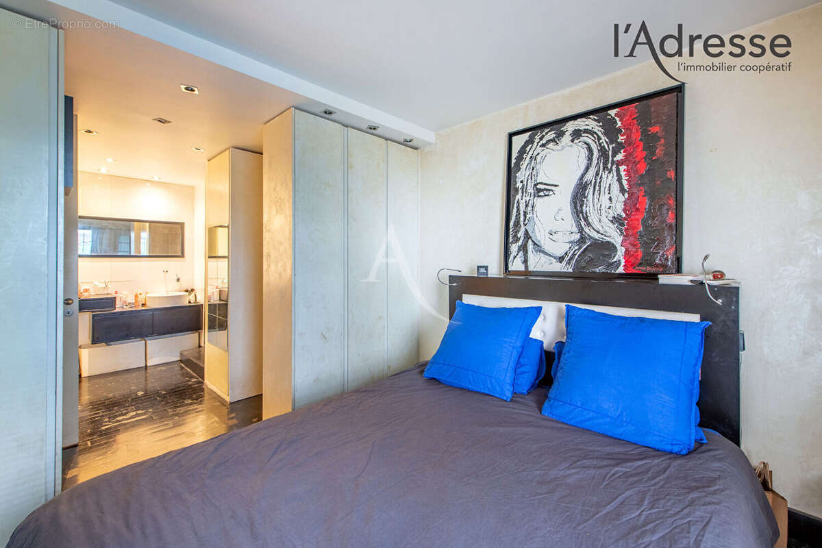 Appartement à SURESNES