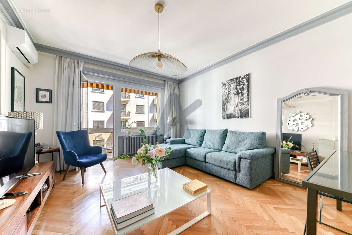 Appartement à LYON-6E