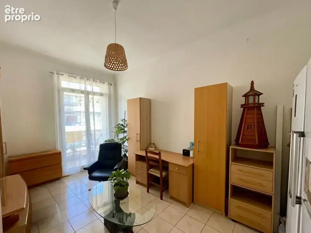 Belle Opportunité - Grand Appartement F3 - Toulon (83000) - photo 3