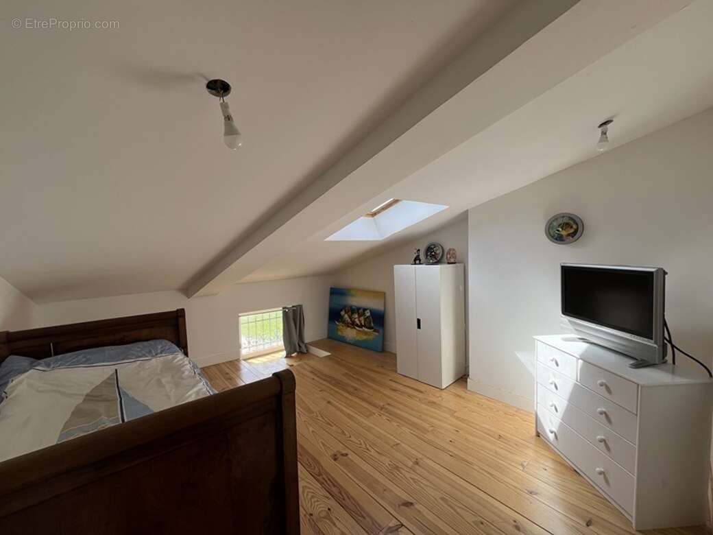 Maison 245 m² à Montelimar  - photo 13