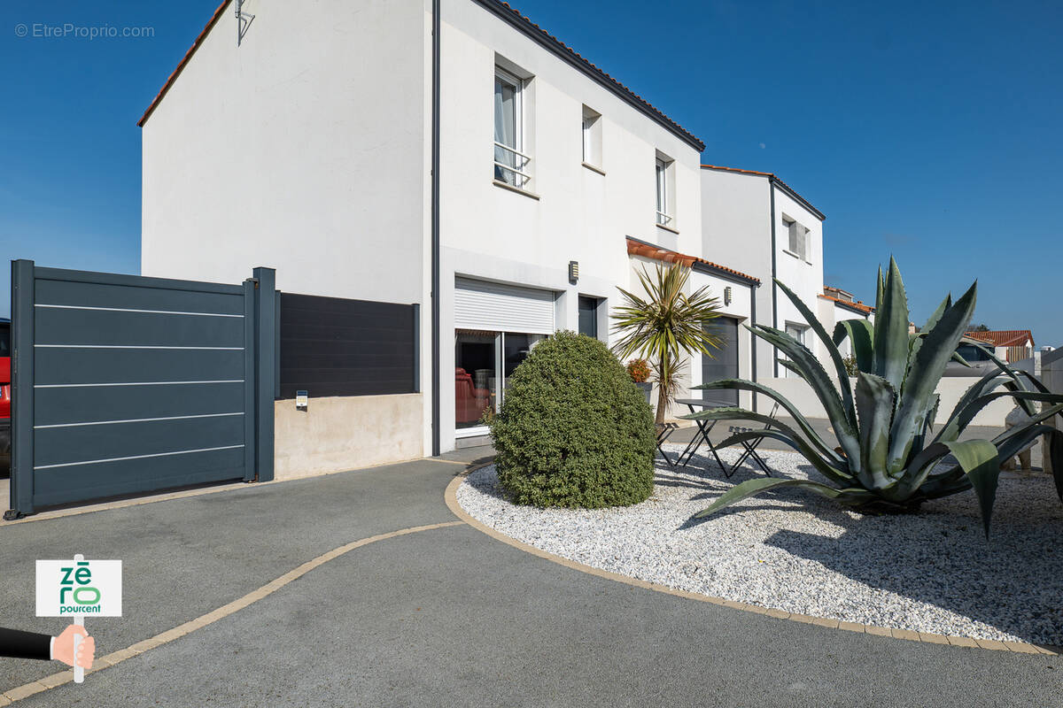 Maison à LE BERNARD