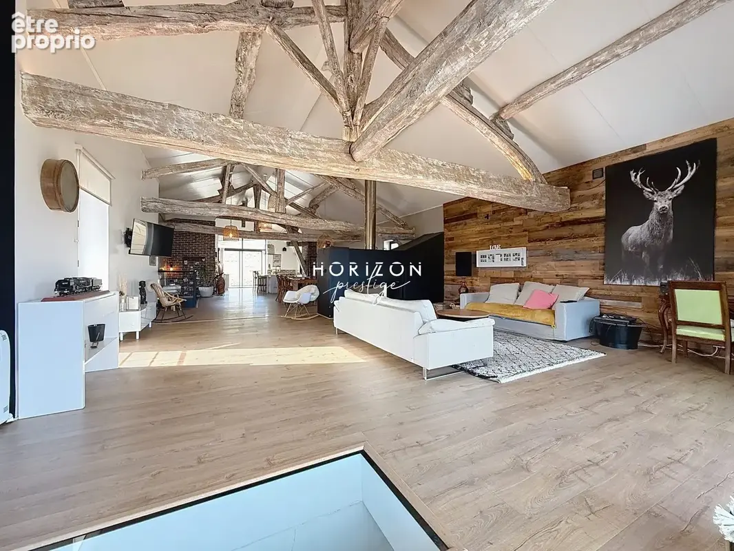 Maison 12 pièces 460 m² à vendre à Saint-Pierre-Le-Vieux (71520) - photo 5