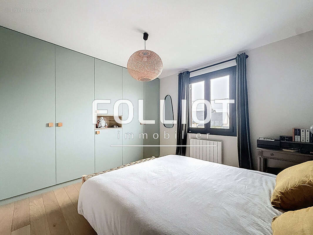 Maison à SAINT-PAIR-SUR-MER