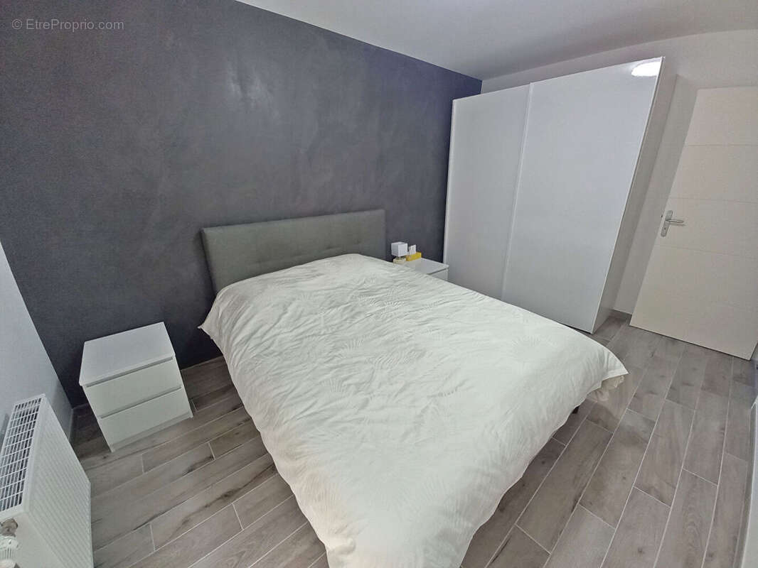 Appartement à THURINS