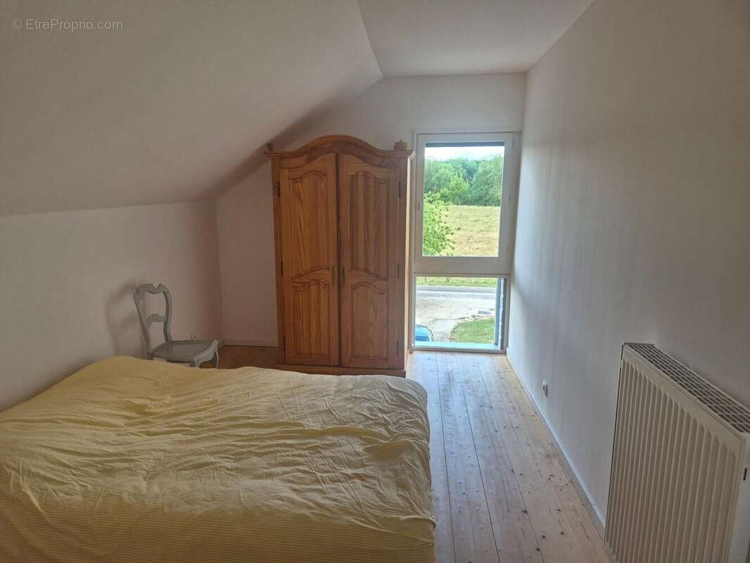 Maison 124 m² à Dammartin-Marpain  - photo 4