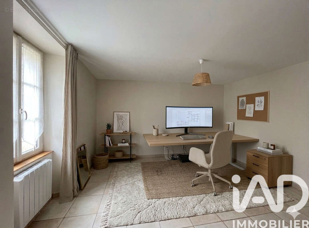 Photo 8 - Maison à ARGENTRE