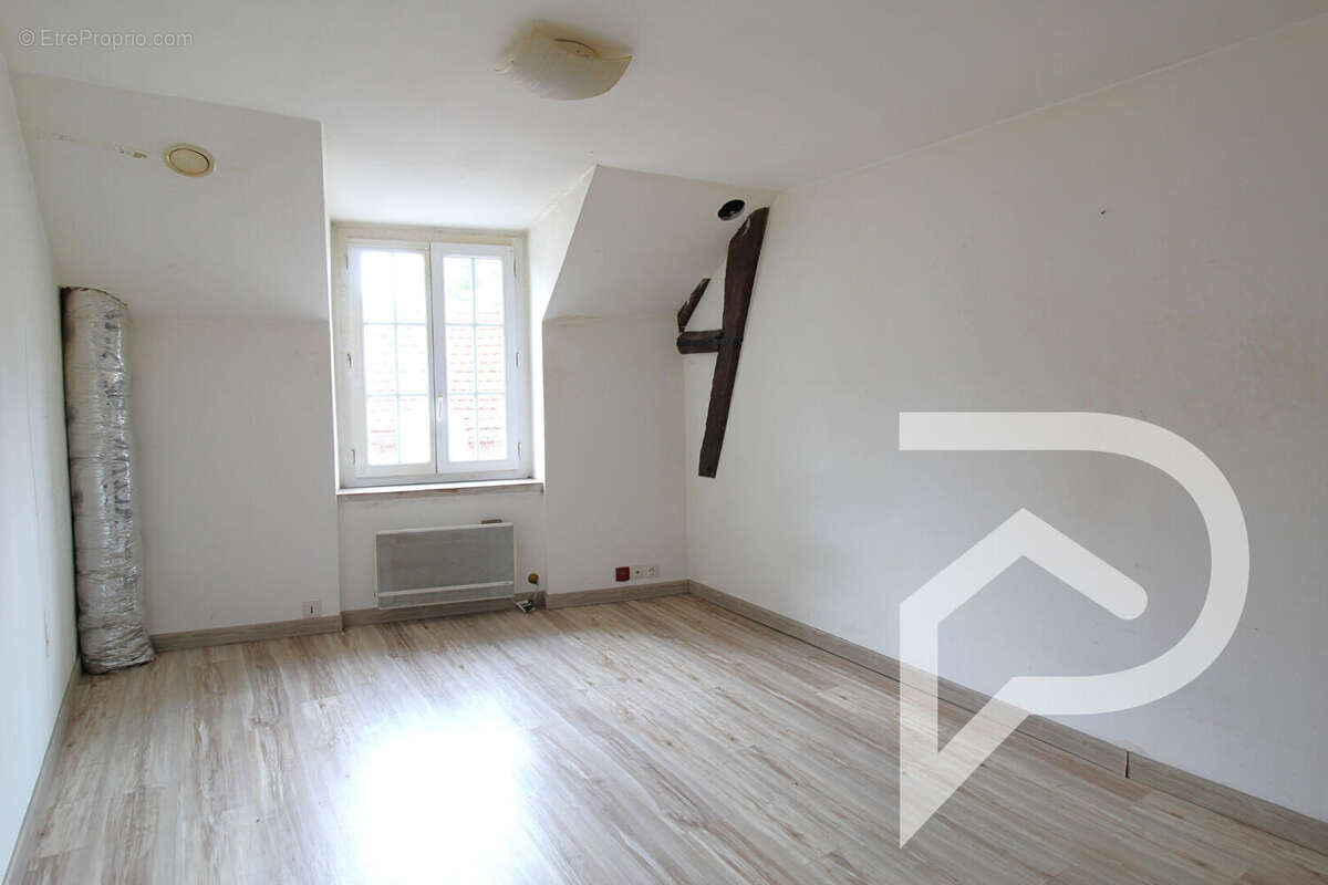 Maison à SAINT-MARTIN-LONGUEAU