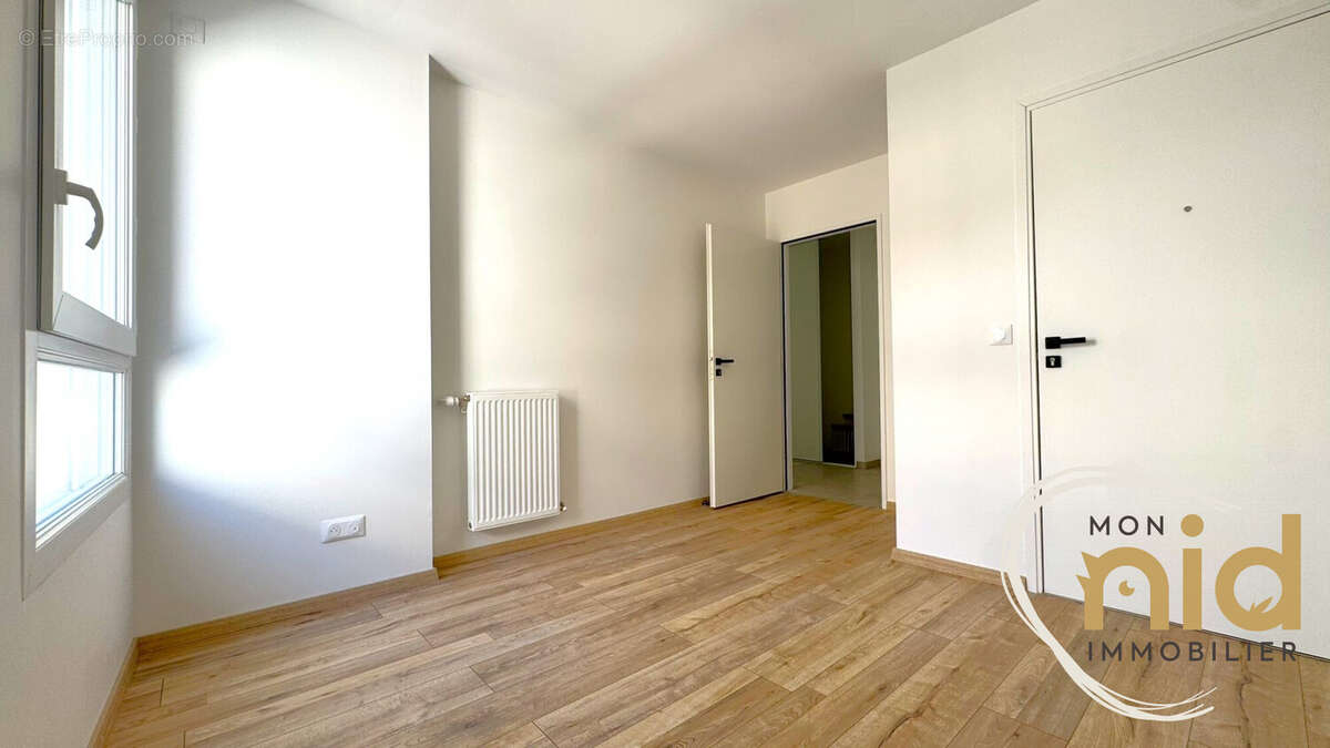 Appartement à MEYLAN