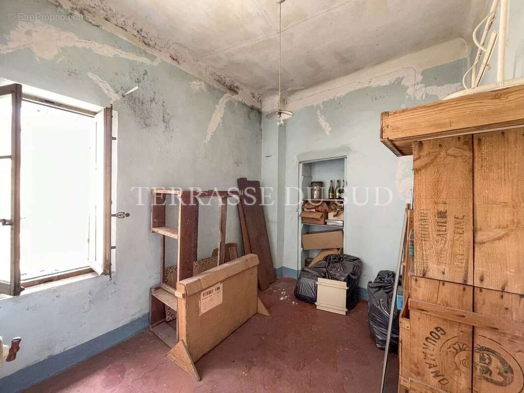Appartement à MARSEILLE-9E