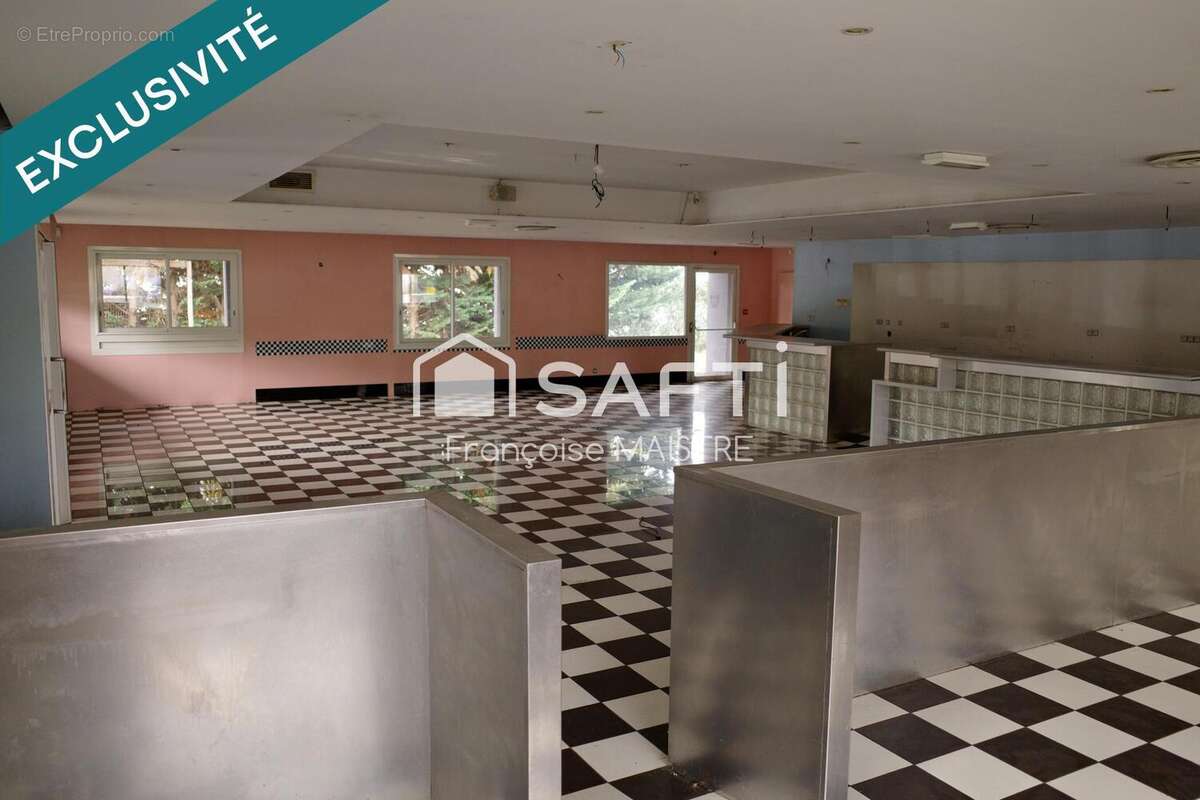 Photo 5 - Commerce à CASTRES