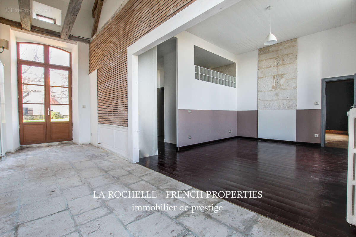 Maison à FONTENAY-LE-COMTE