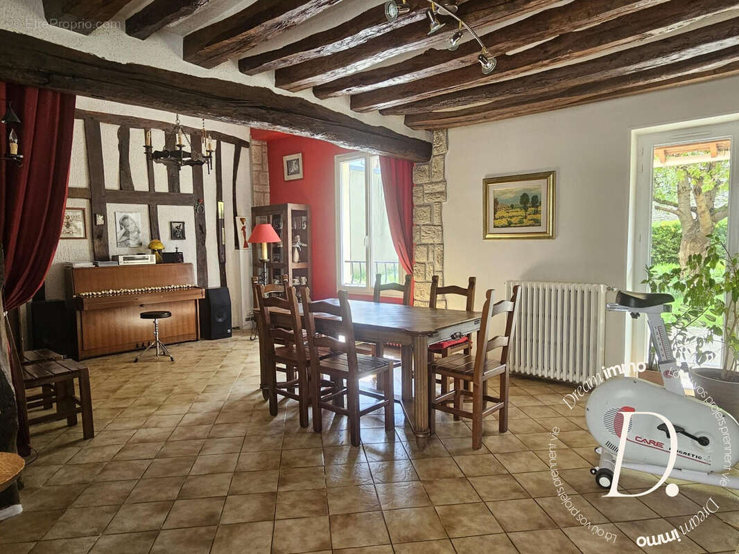 séjour - Maison à GASNY