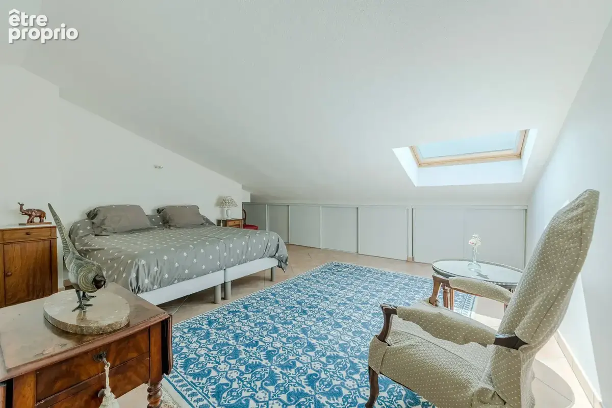 Saint raphael appartement derniere etage centre ville terrasse et garage au calme - photo 13