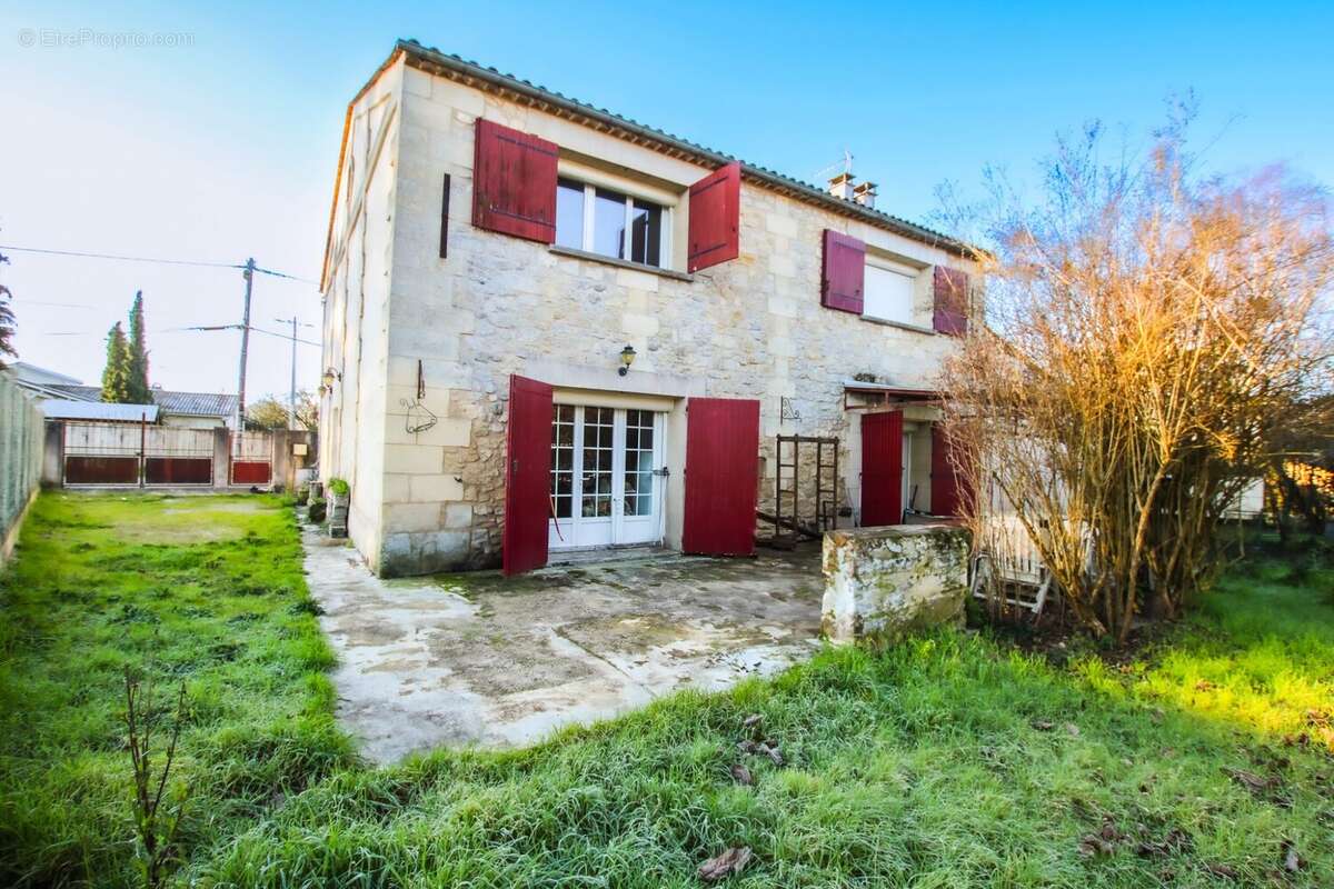 Maison à SAINT-GERVAIS