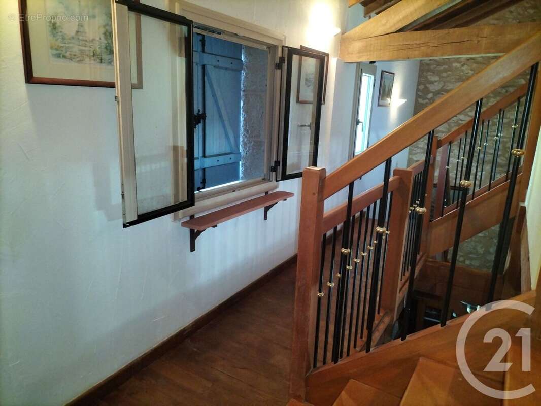 Maison à CASTELNAU-DE-MONTMIRAL