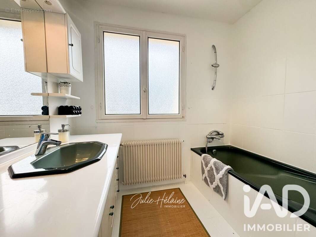 Maison 120 m² à Beynes  - photo 7