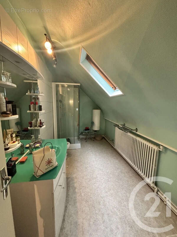 Maison à SAINT-QUENTIN