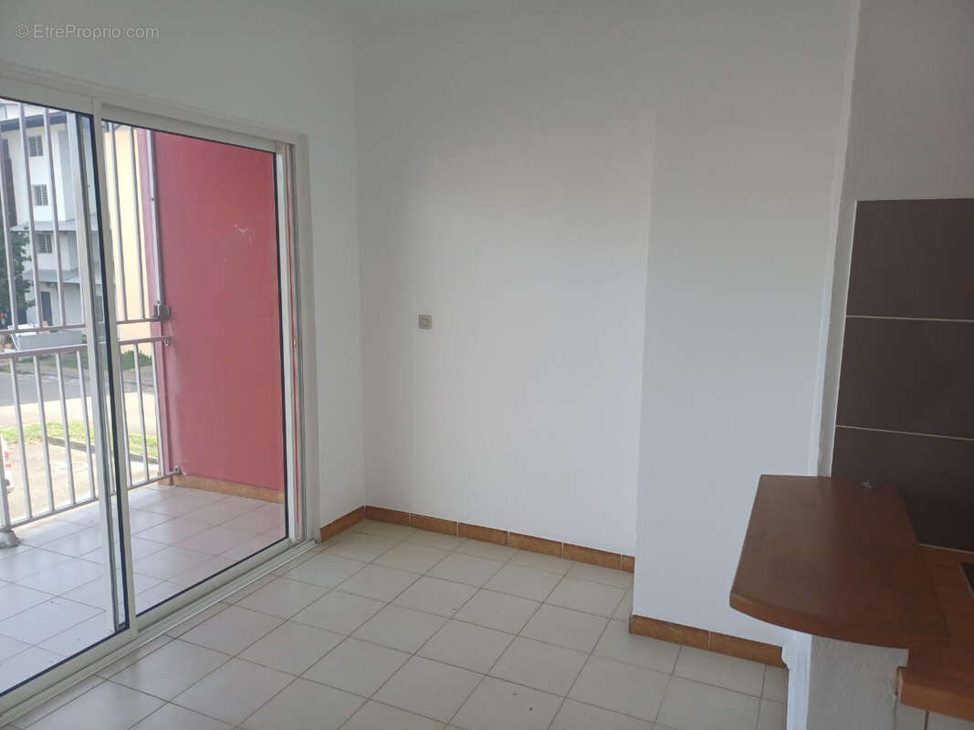Appartement à KOUROU