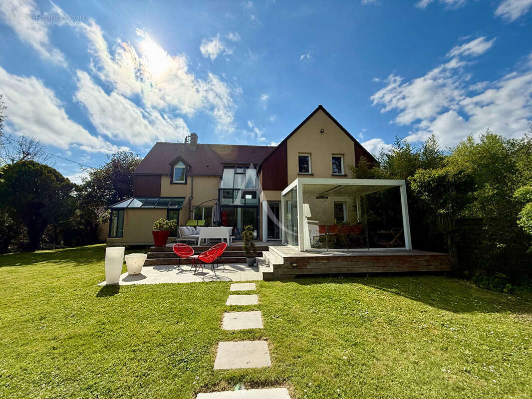 Maison à SAINT-PIAT