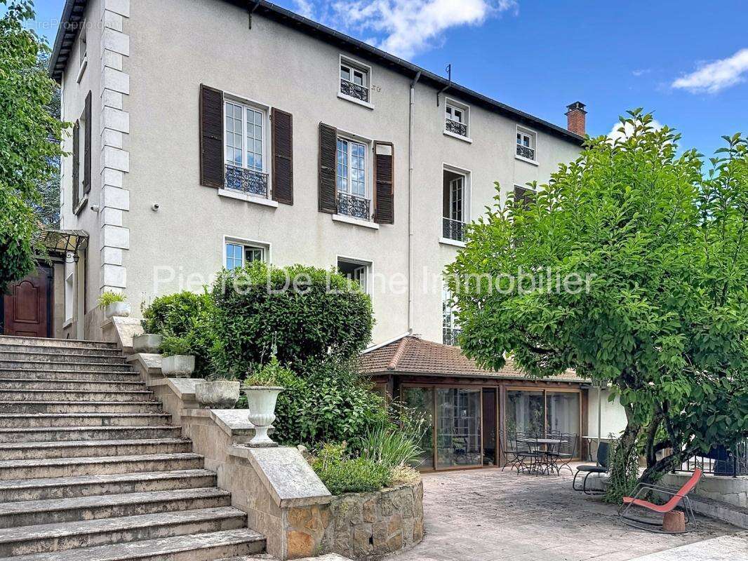 Maison à CALUIRE-ET-CUIRE