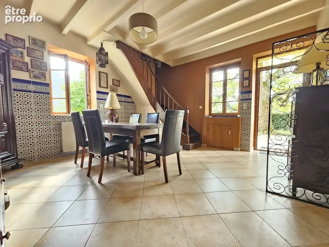 A vendre charmante maison en pierre VIRIGNIN - photo 2
