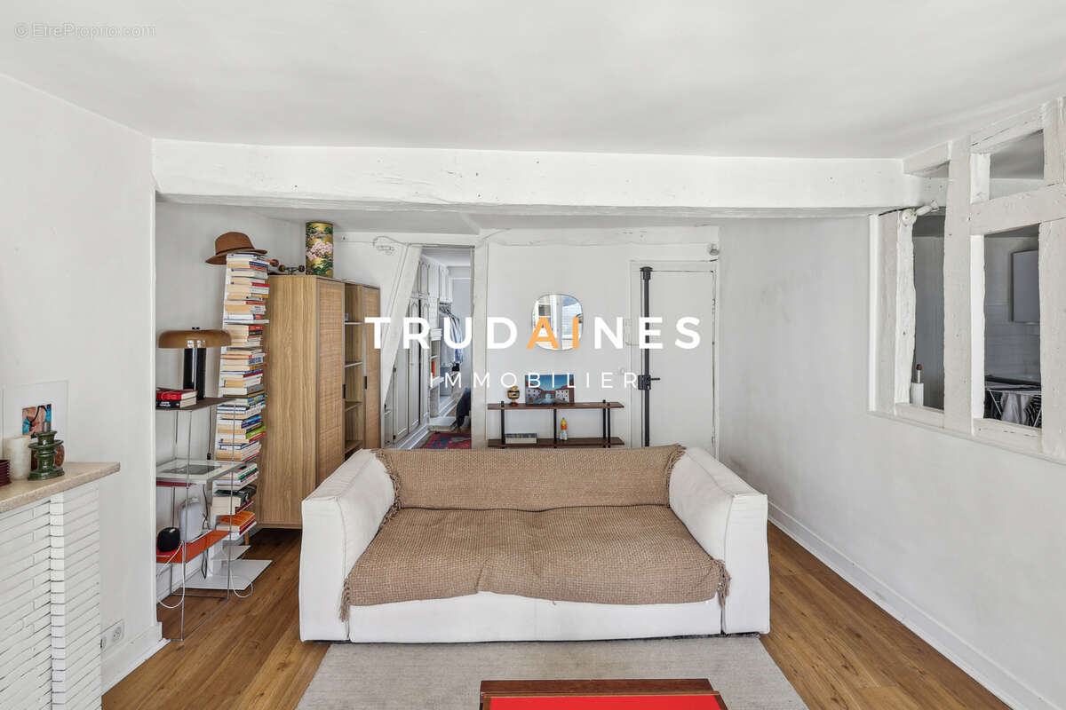 Appartement à PARIS-6E