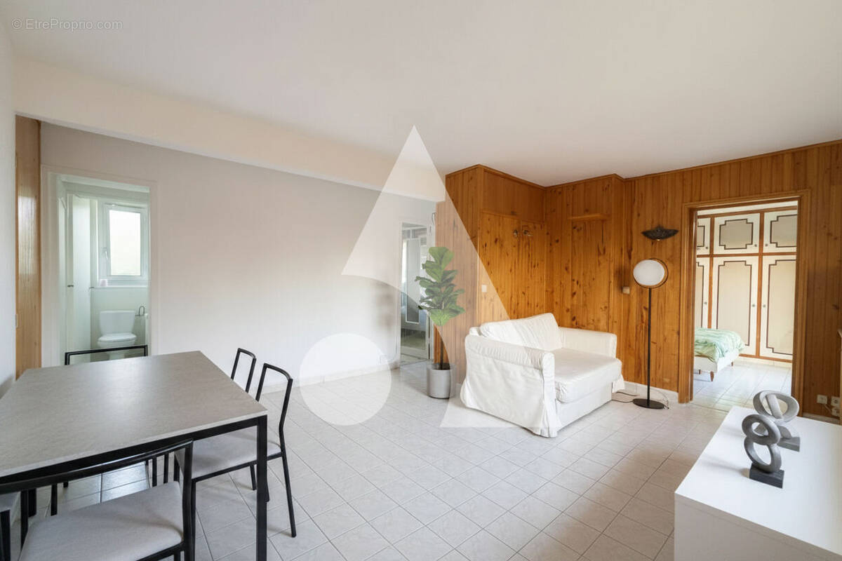 Appartement à EPINAY-SUR-SEINE