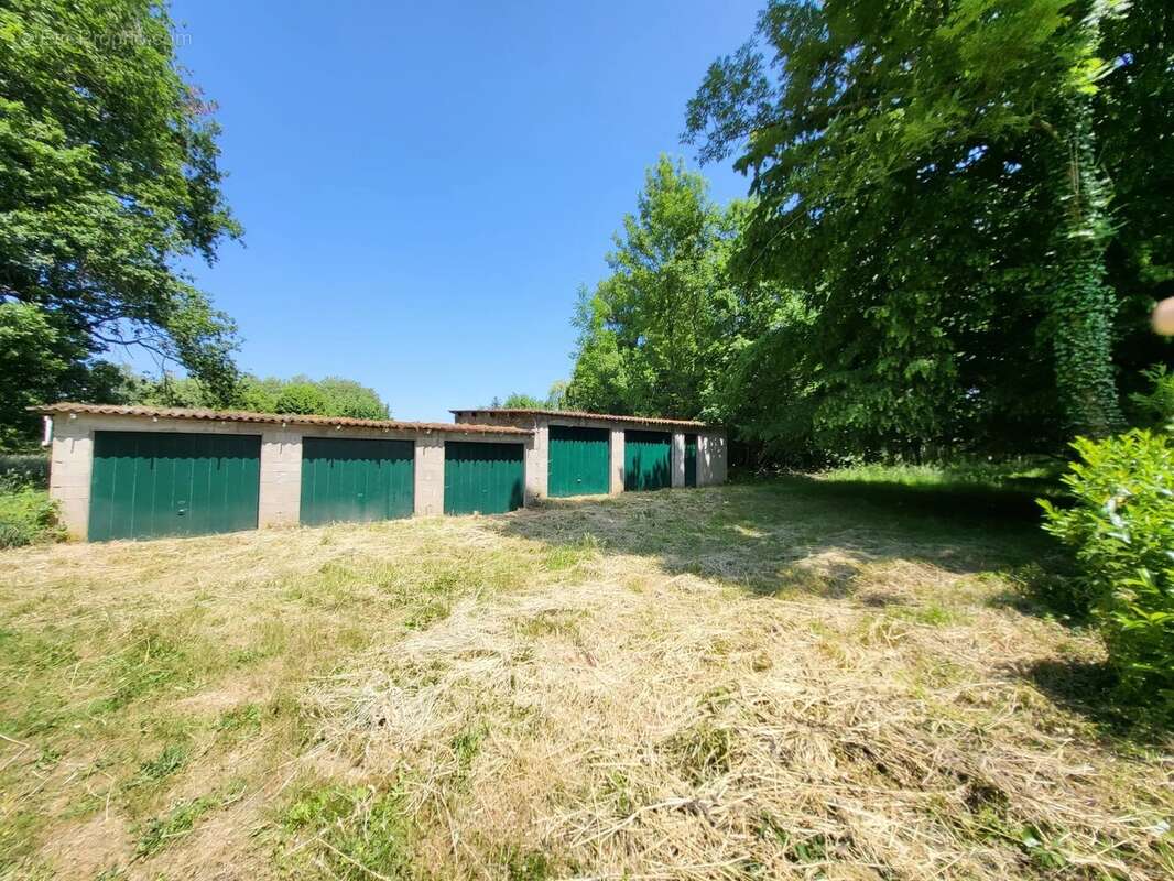 Maison à LE PECHEREAU