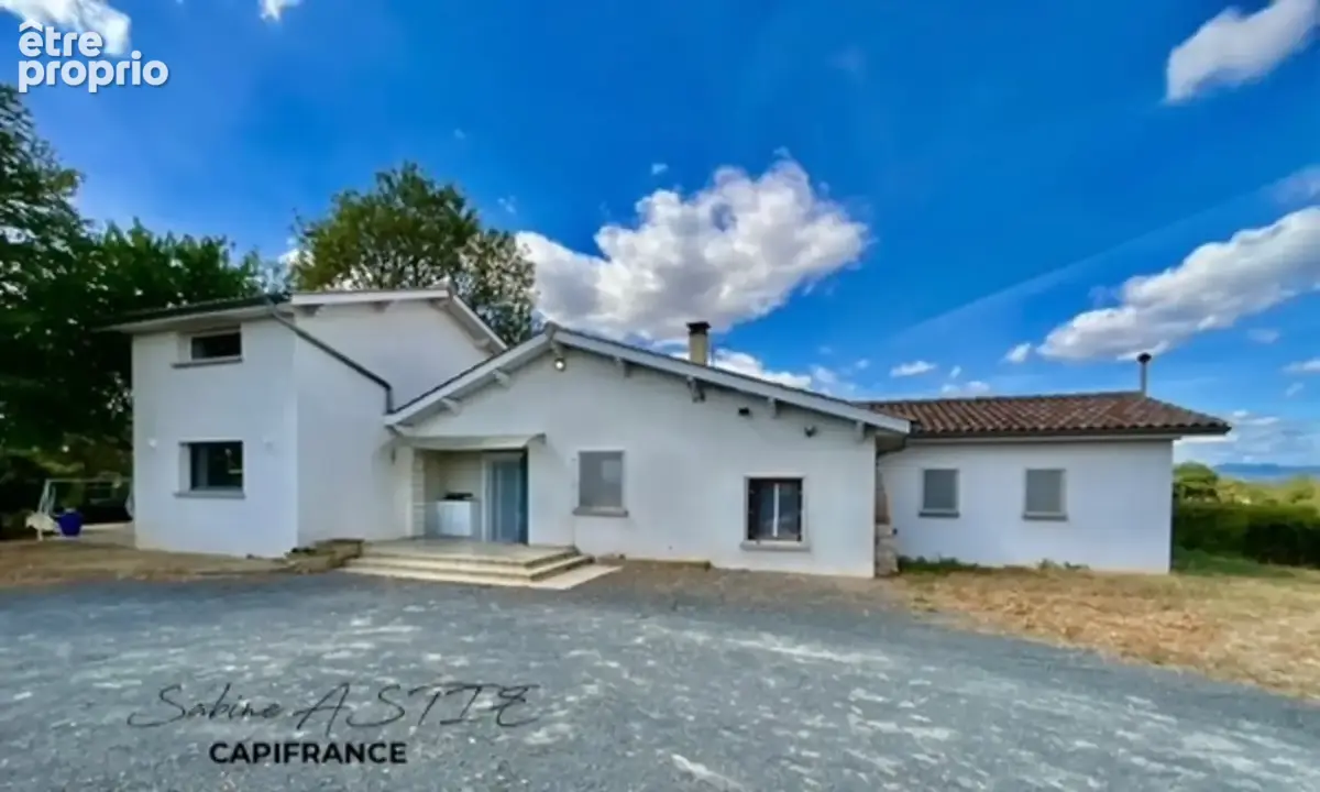 MONTCEAUX - Maison familiale de 136 m² environ - 3 chambres et espace indépendant climatisé - Terrain de 2 384 m² - photo 4