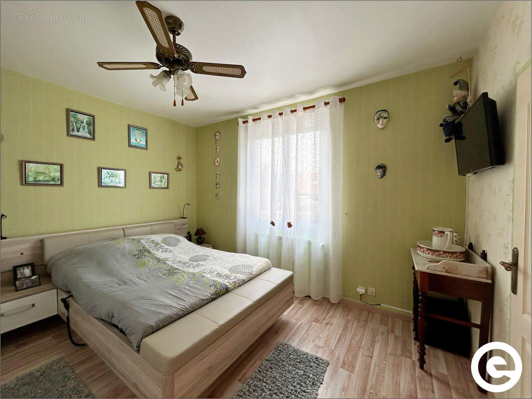 Maison 3 pièce 103 m2 véranda et jardin arboré - Saint-Martin-du-Tertre à 5 min de Sens - photo 7