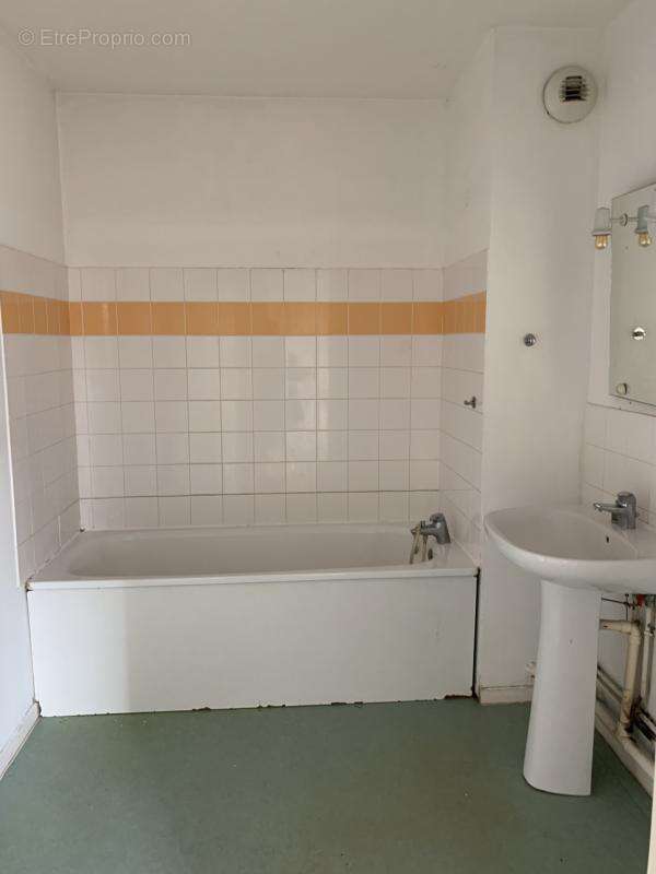 Appartement T3 - photo 8