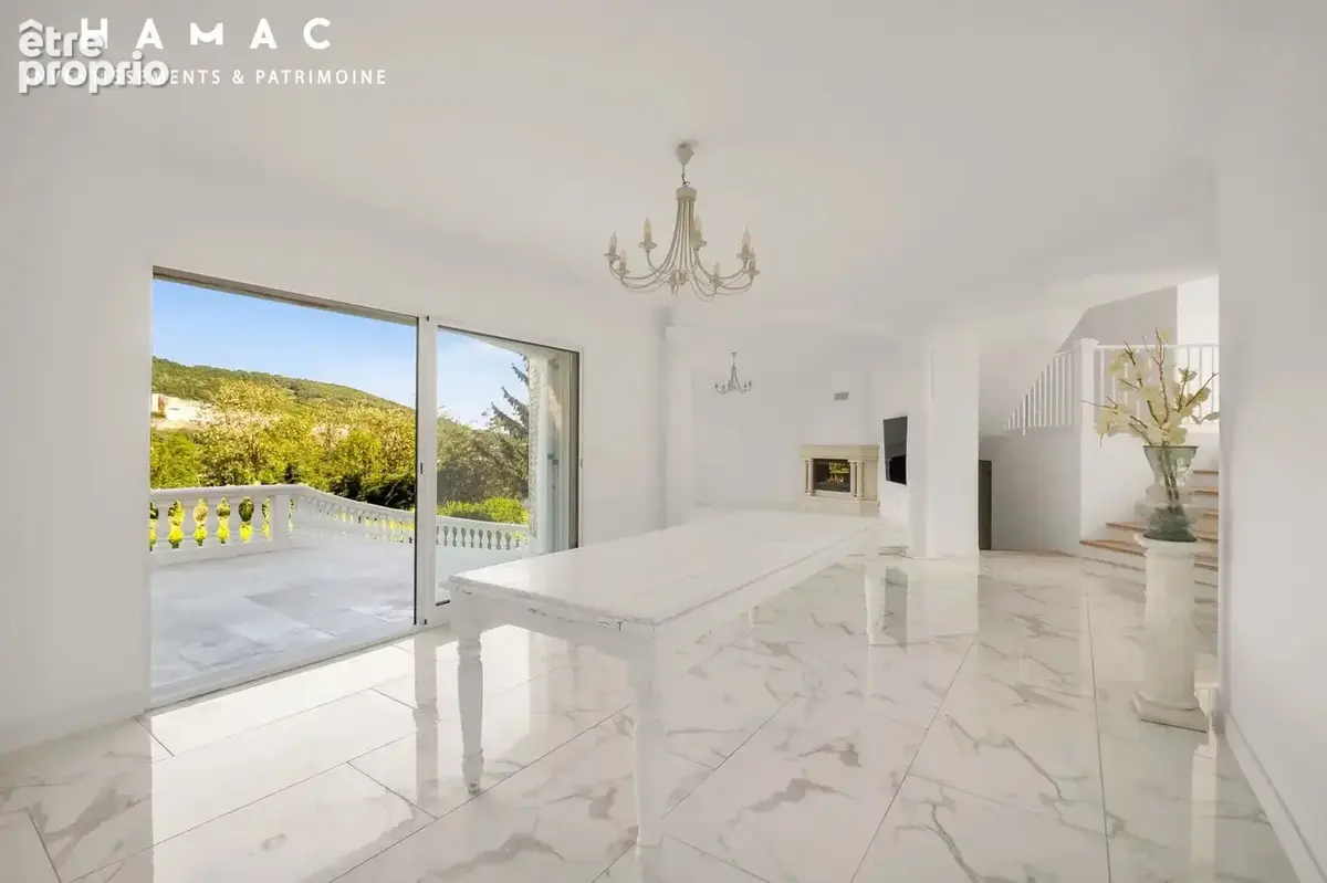 Maison -  6 pièces - Rochetaillée -sur-Saône - photo 8
