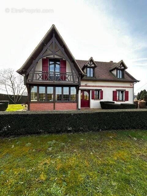 Maison à SAINT-OMER-EN-CHAUSSEE