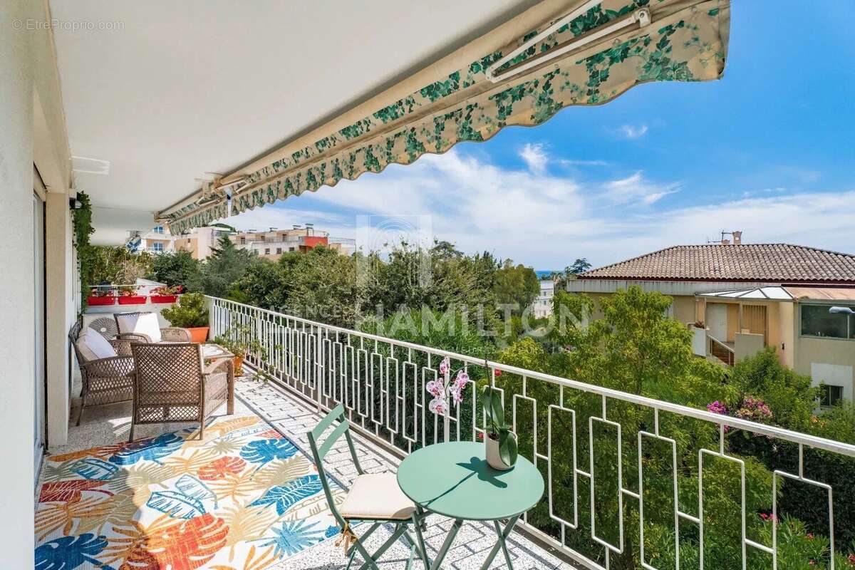 Appartement à CANNES