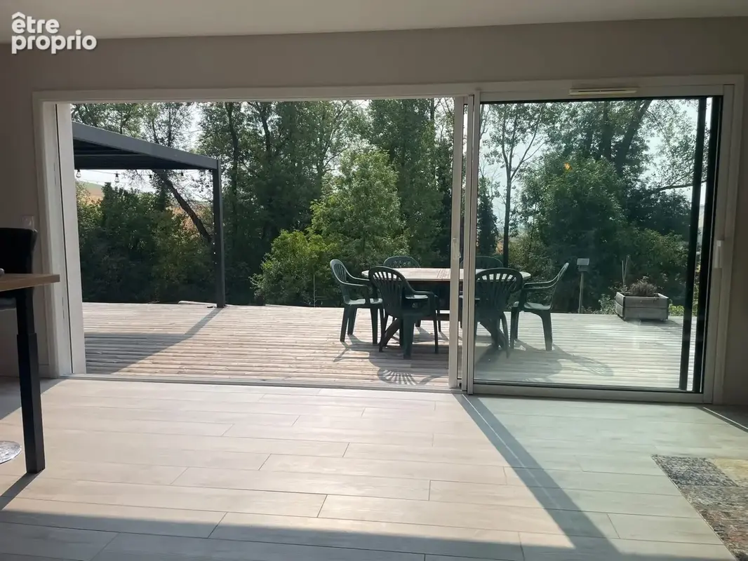 Maison 6 pièces 142 m² à vendre à Saint-Babel (63500) - photo 2