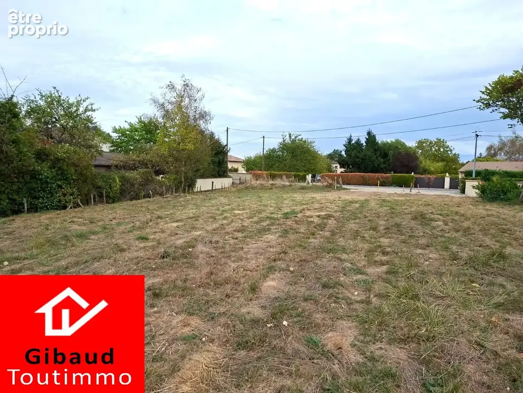 Terrain a batir ! 865 m2 ! 86000 € - photo 1