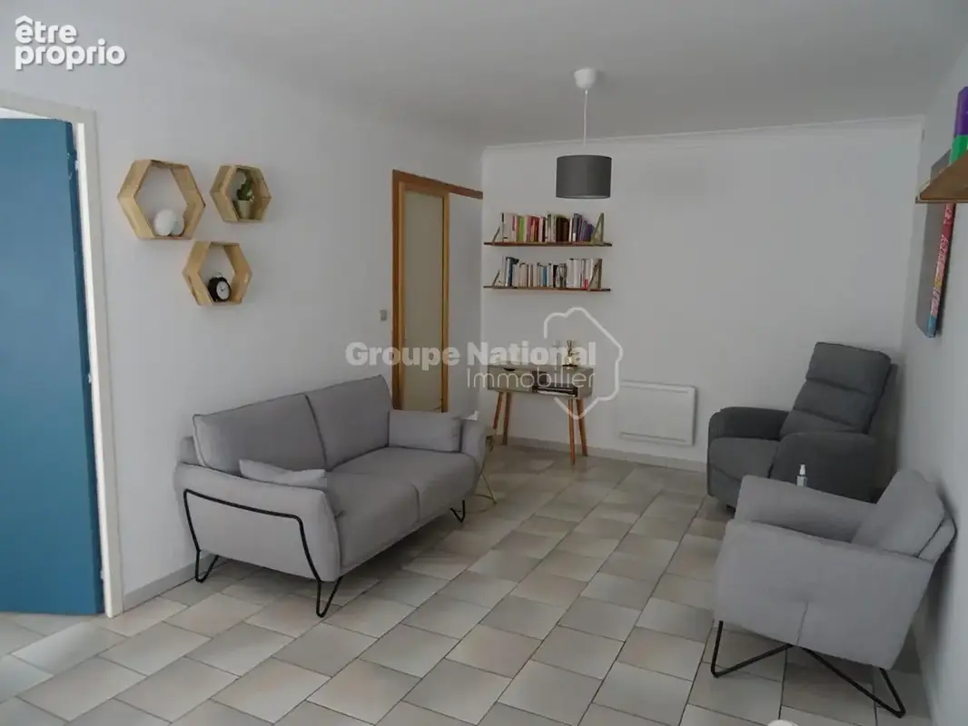 Immeuble - 3 appartements et 1 local loués - Placement rentable - photo 3