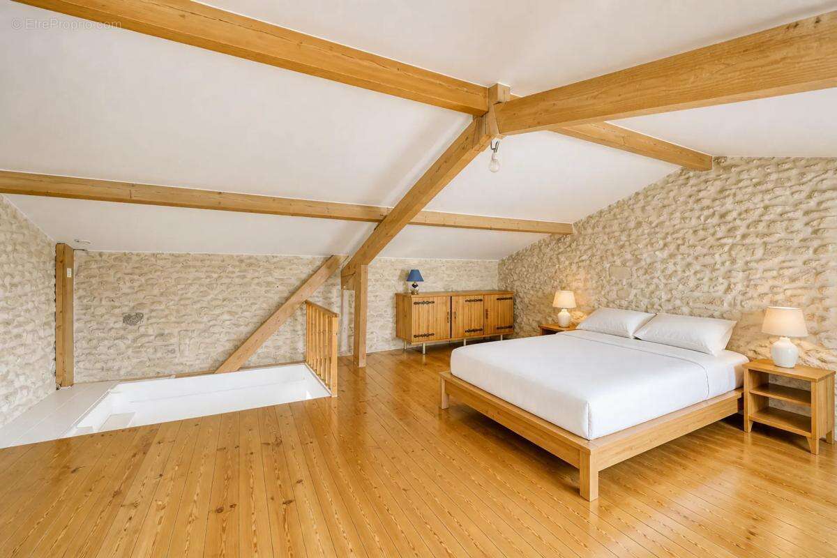 Ensemble de 4 maisons charentaises proche océan - photo 15