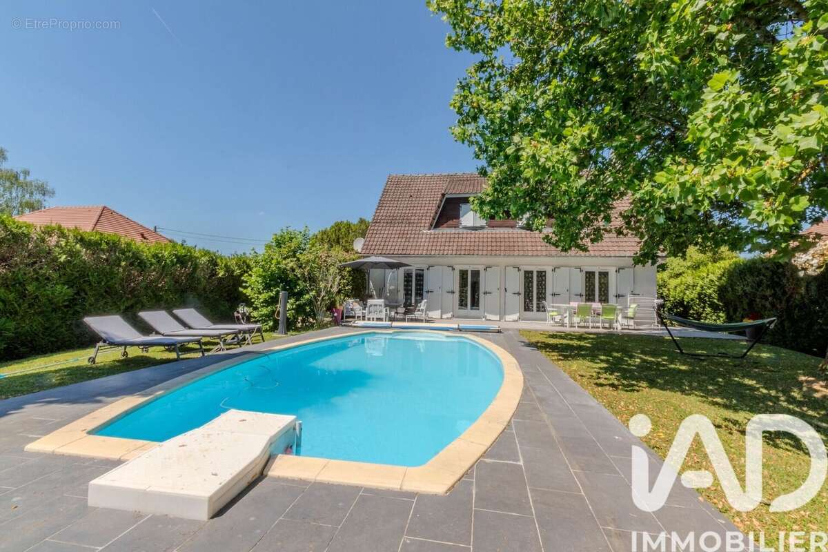 Maison 158 m² à Montigny-Sur-Loing  - photo 2