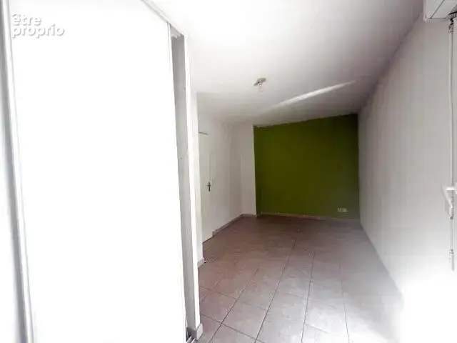Un appartement qui coche toutes les cases  dernier étage, ascenseur, deux terrasses, vue dégagée et box fermé - photo 8