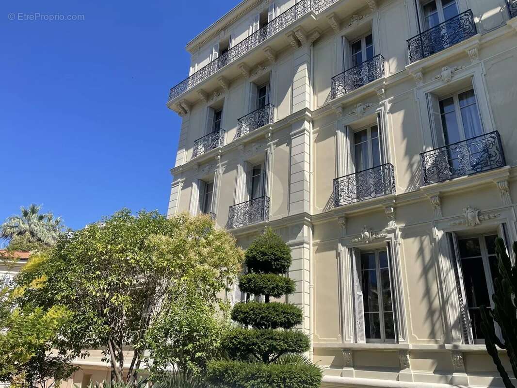 Appartement à MENTON