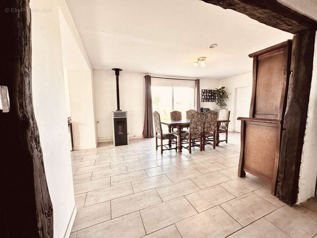 Séjour - Dinning room - Maison à ISSIGEAC