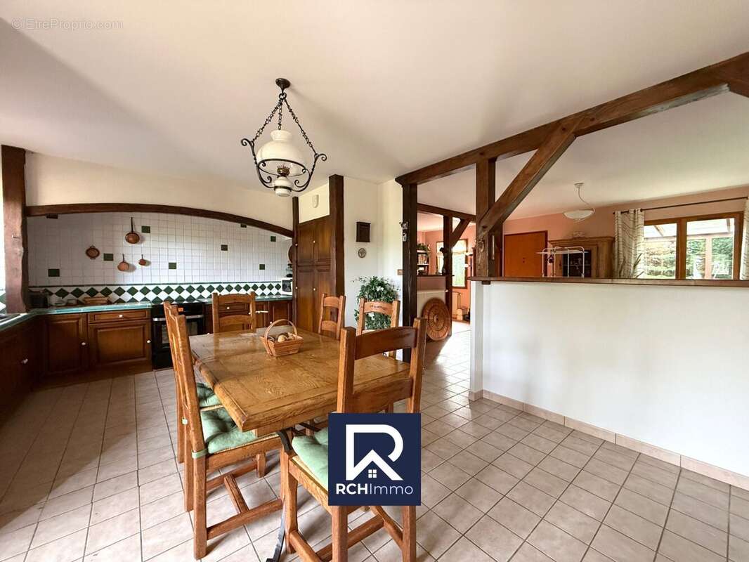 Maison à OYTIER-SAINT-OBLAS